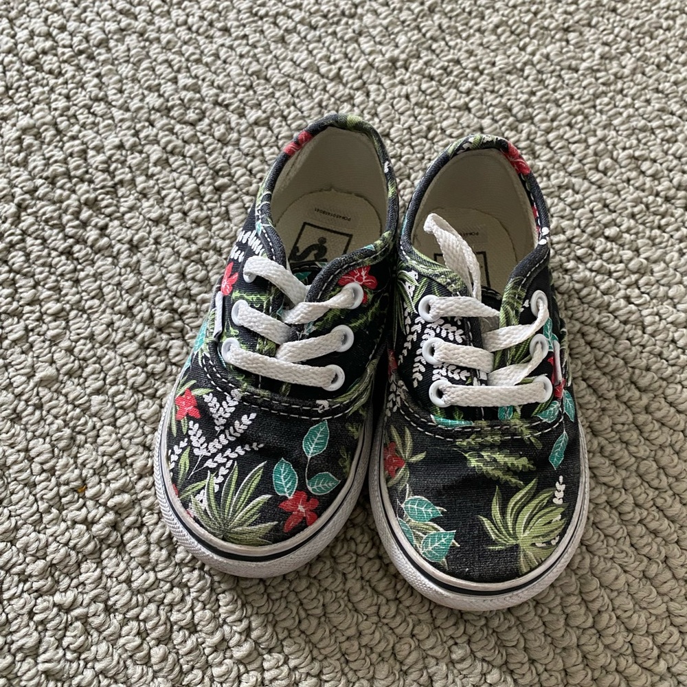 Kids Floral Canvas Shoes